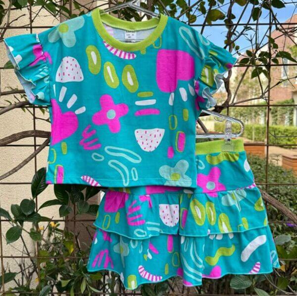 CONJUNTO INFANTIL VERÃO ALGODÃO SAIA SHORT E CROPPED VERDE - Imagem 2