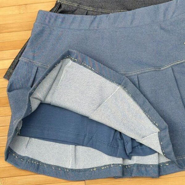 CONJUNTO INFANTIL CAPIVARA MALHA JEANS SAIA SHORT E REGATA - Imagem 5