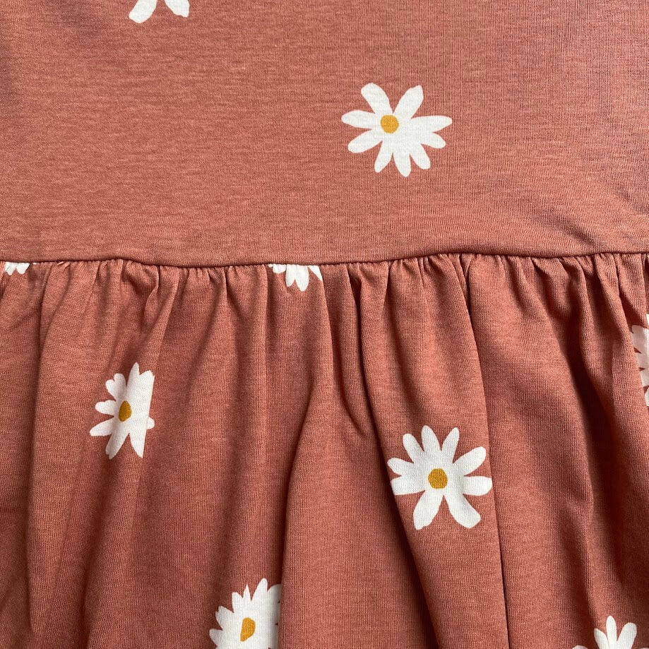 VESTIDO INFANTIL  ALGODÃO MANGA DUPLA TERRACOTA MARGARIDAS - Imagem 3