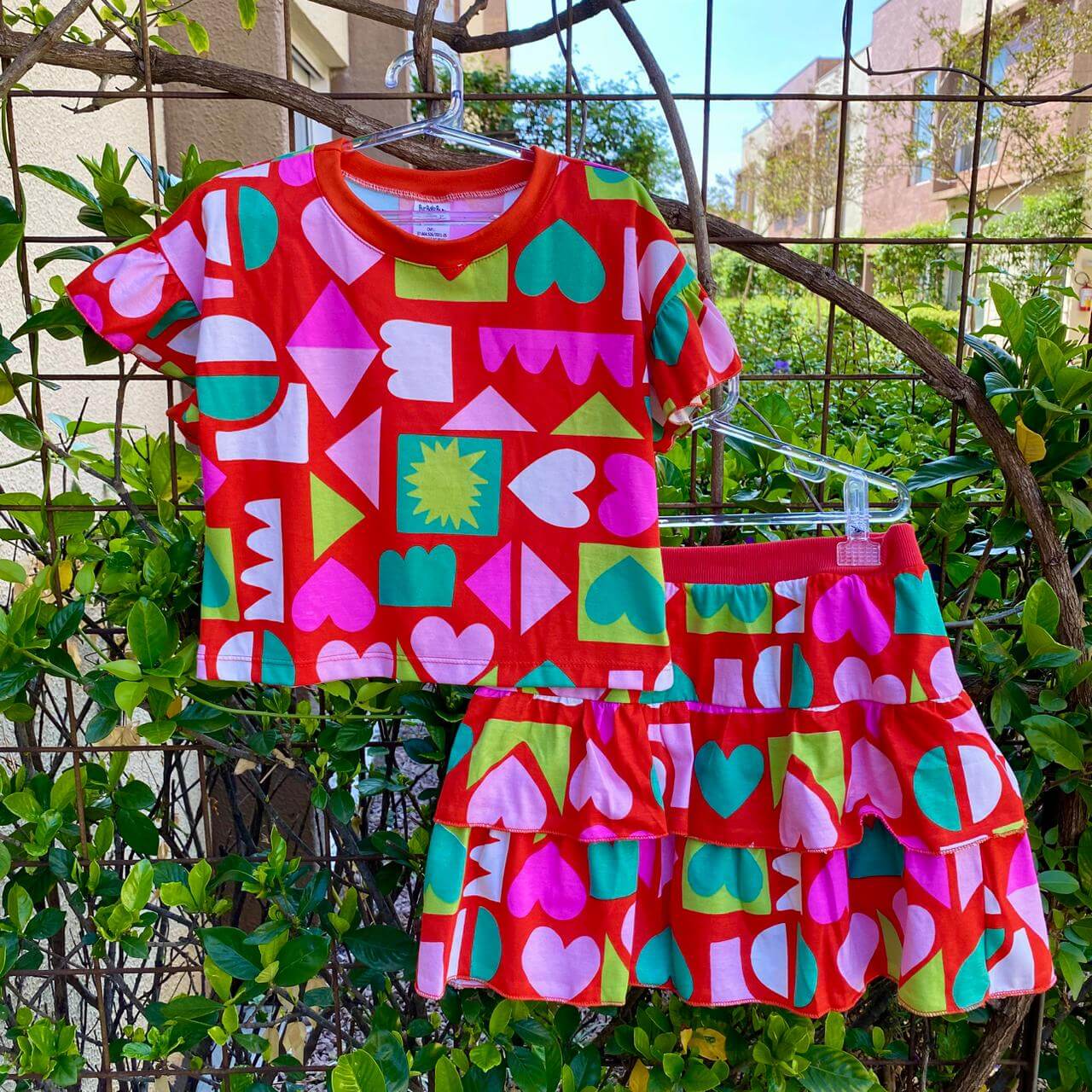 CONJUNTO INFANTIL ALGODÃO SAIA SHORT CROPPED VERMELHO - Imagem 3