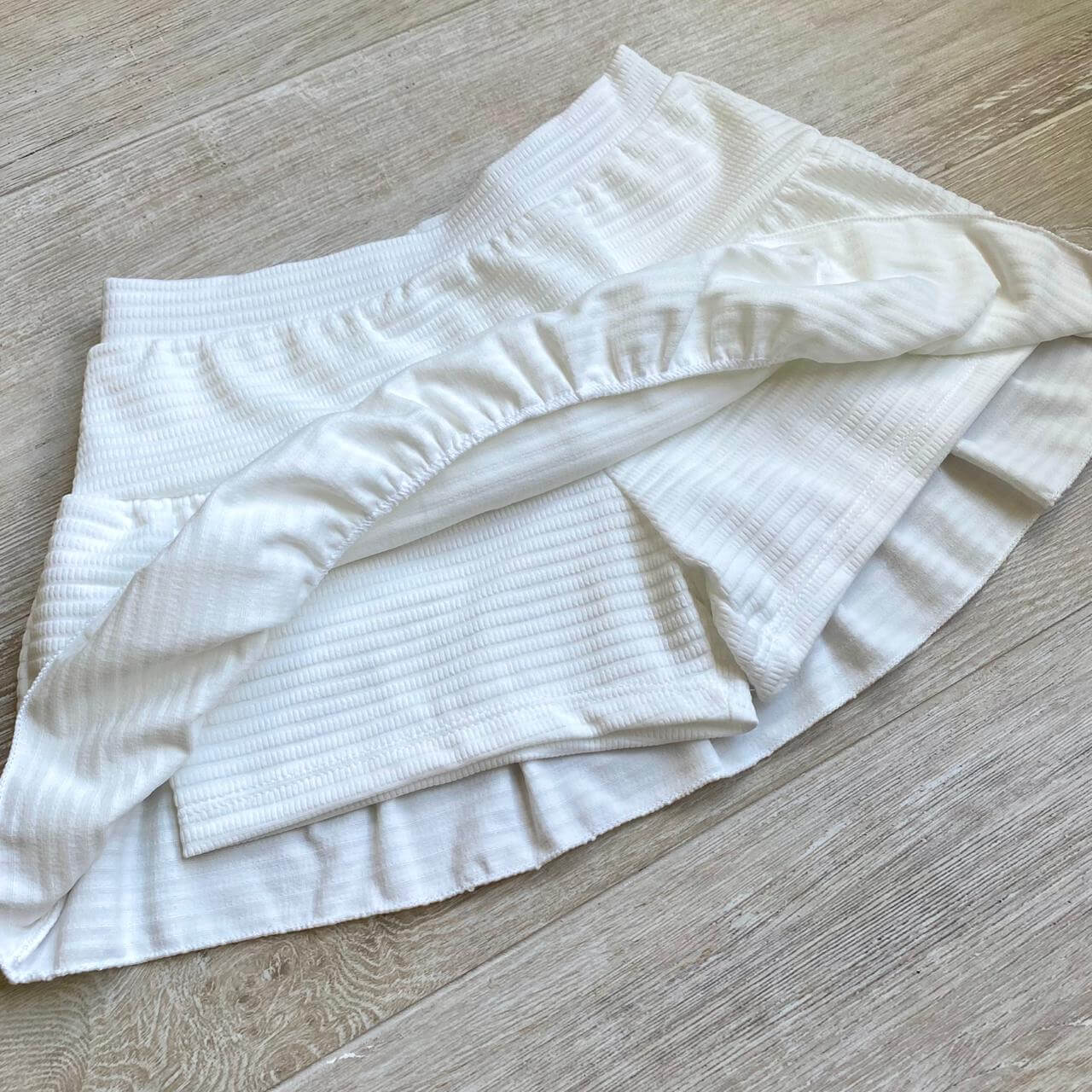 CONJUNTO INFANTIL SAIA SHORT E CROPPED ANARRUGA BRANCO - Imagem 3